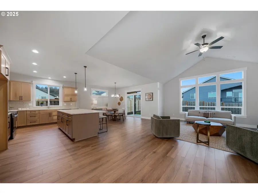 744 NE Trillium Dr #58, Estacada, OR 97023 - Image #2