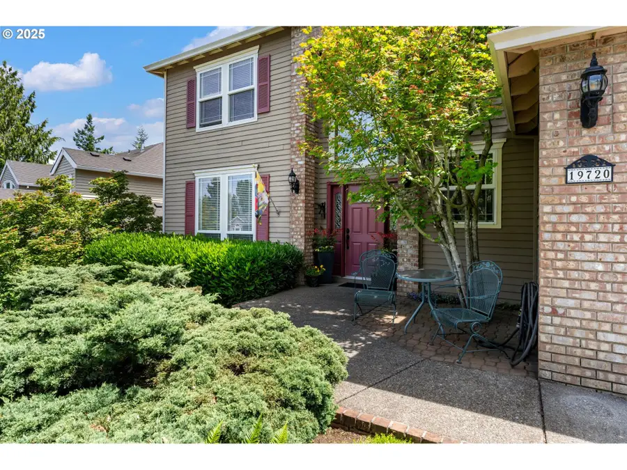19720 Spring Ridge Dr, Northwest Clackamas, OR 97068 - #3