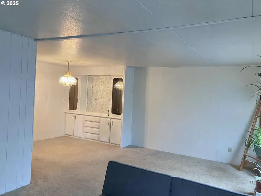 8720 Hwy 238, Jacksonville, OR 97530 - Image #3