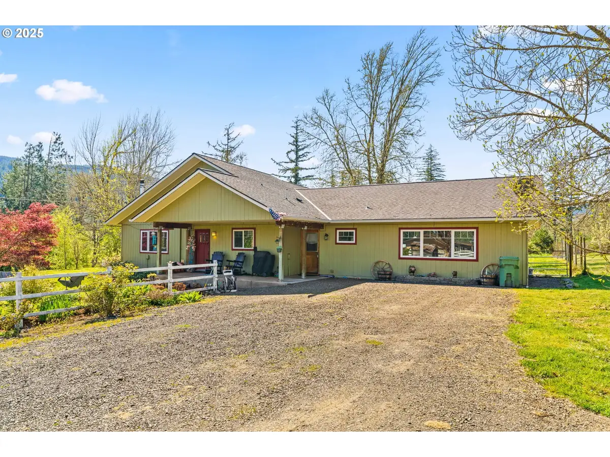 72956 London Rd, Cottage Grove, OR 97424 - Image #1