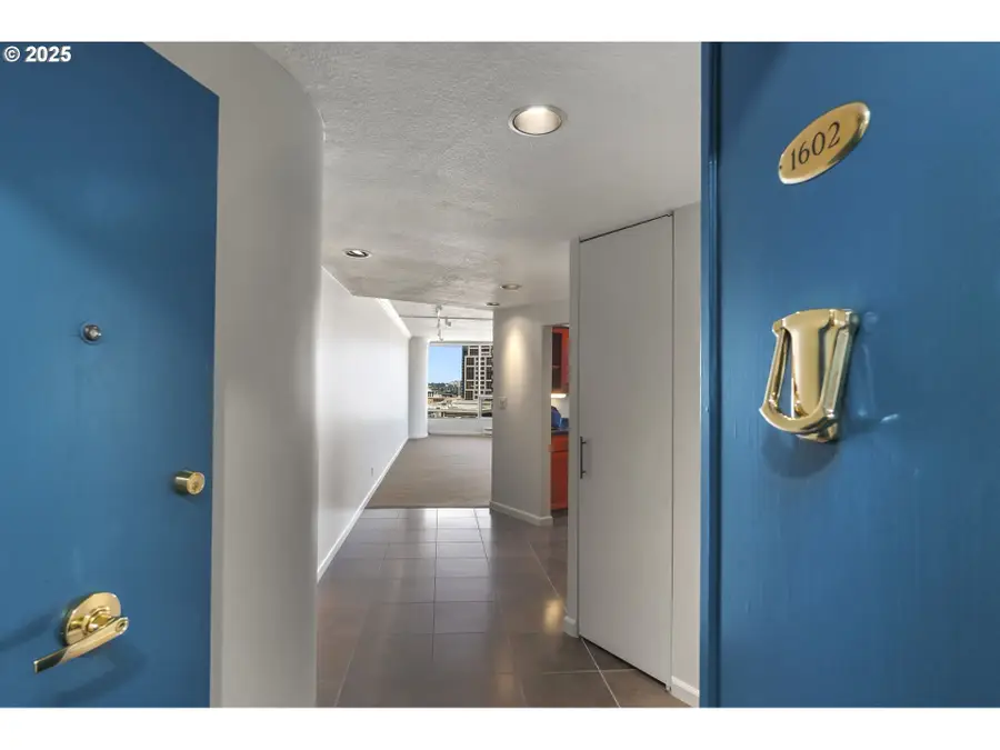 1500 SW 5th Ave #1602, Portland, OR 97201 - Image #3
