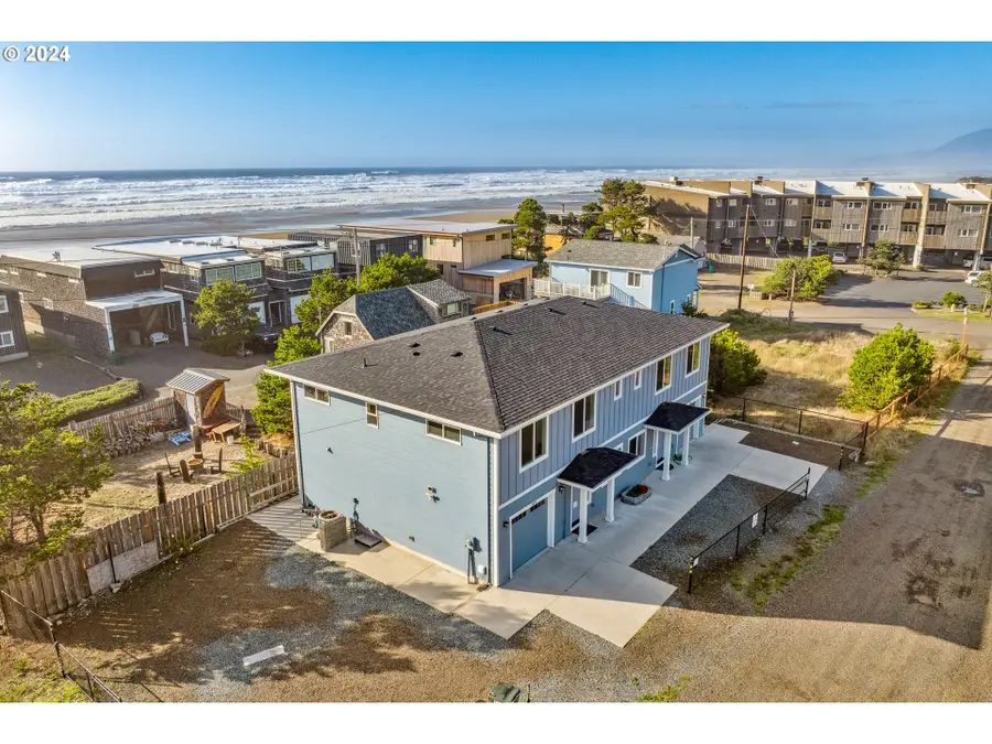 107/109 NW 22nd Ave, Rockaway Beach, OR 97136 - Image #2