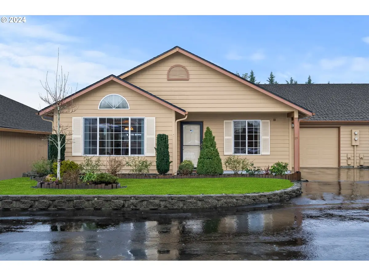 4117 Ocean Beach Hwy #19, Longview, WA 98632 - Image #1