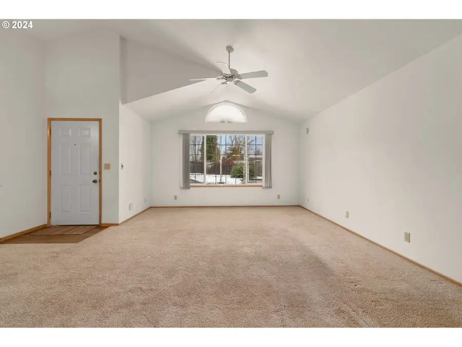 4117 Ocean Beach Hwy #19, Longview, WA 98632 - Image #3