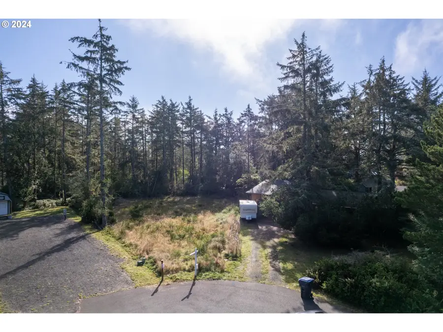 958 Gemini Ct, Ocean Shores, WA 98569 - Image #3