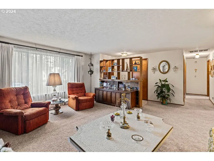 8050 SW 103rd Ave, Beaverton, OR 97008 - Image #3