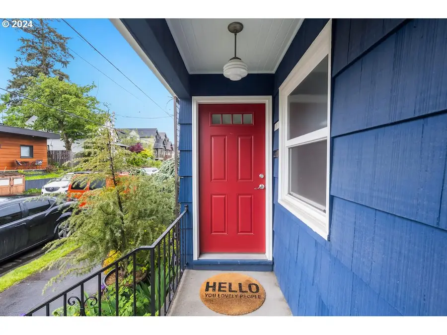 1011 NE Emerson St, Portland, OR 97211 - Image #2