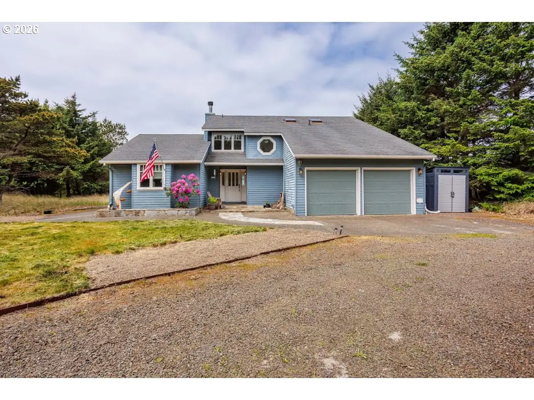 1106 168th Pl, Long Beach North Beach Peninsula, WA 98631 - #1