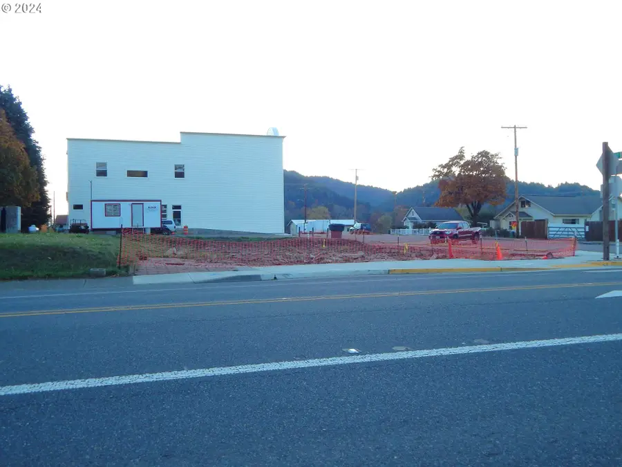 14802 State Highway 38, Elkton, OR 97436 - #3