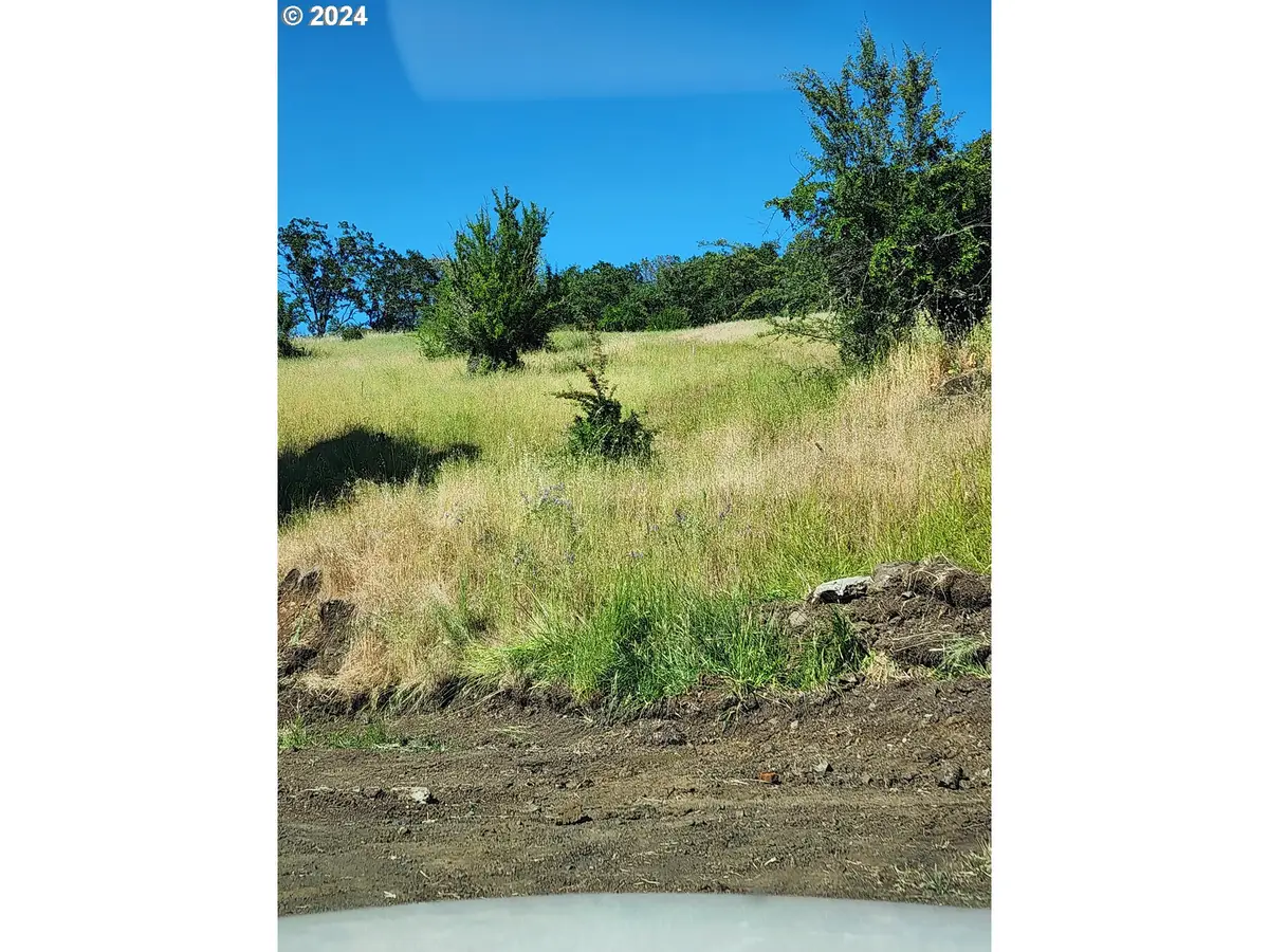 0 Club Ave, Roseburg, OR 97470 - Image #1