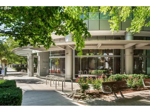 3601 S River Pkwy #902, Portland, OR 97239