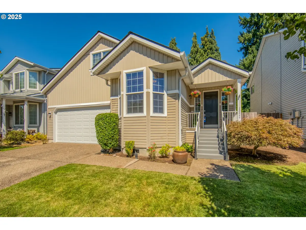 12249 SW Hollow Ln, Tigard, OR 97223 - Image #1