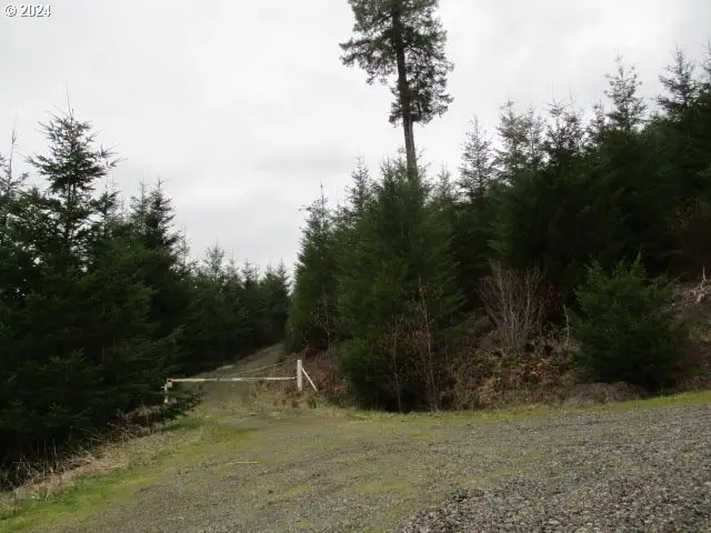 000 Rocky Top Rd, East Linn, OR 97386 - Image #1