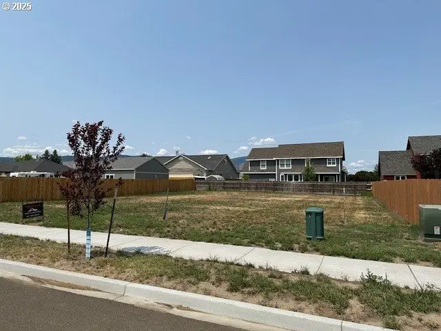 10604 Greg Ln, Island City, OR 97850 - Image #3