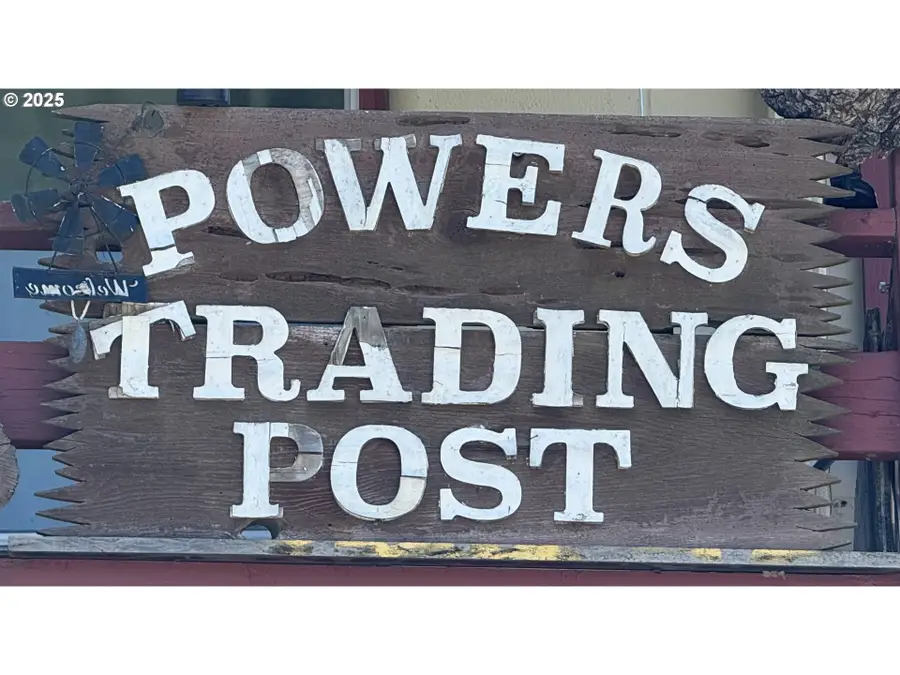432 2nd Ave, Powers, OR 97466 - Image #3