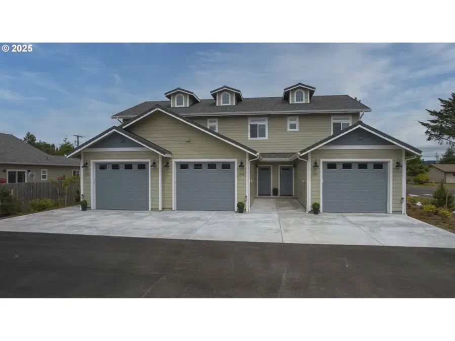 1583 37th St, Florence, OR 97439 - Image #3