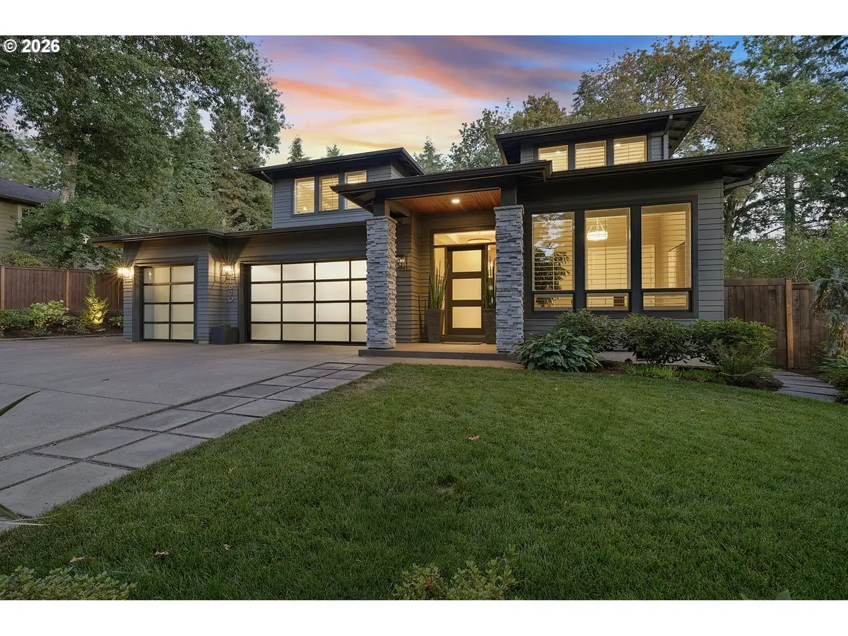 1620 Fernwood Dr, Lake Oswego, OR 97034 - #1
