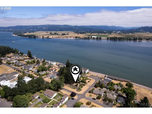 I St, ColumbiaCity, OR 97018