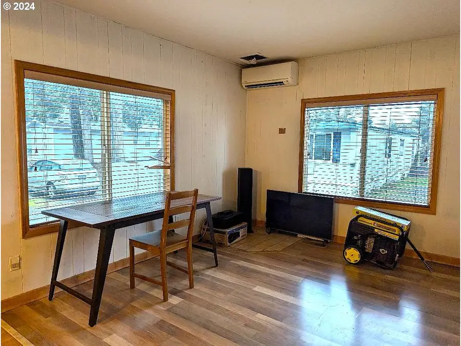 47775 Berry St #B7, Oakridge, OR 97463 - Image #3