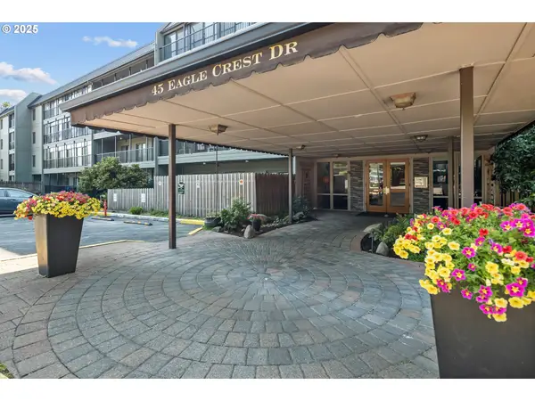 45 Eagle Crest Dr #219, LakeOswego, OR 97035