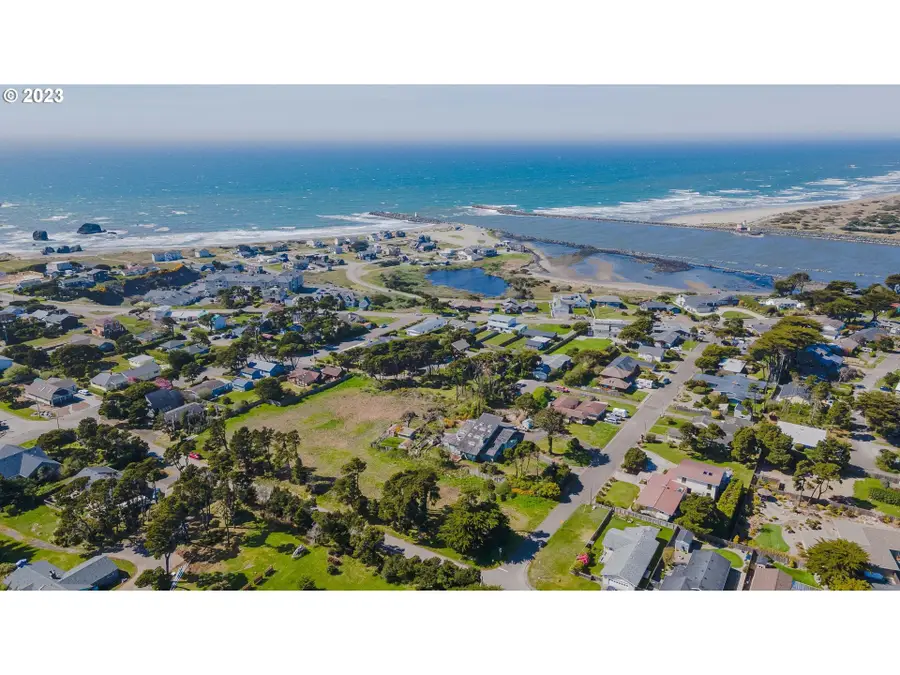 SW 8th St Flaglot 1, Bandon, OR 97411 - Image #2