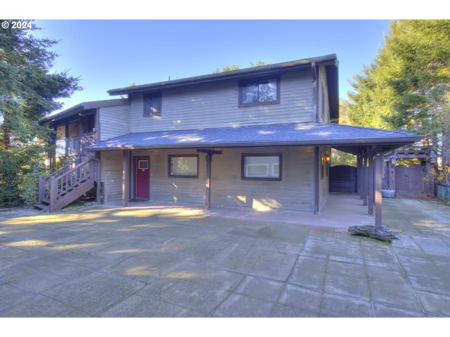 4 Vista Dr, Port Orford, OR 97465 - Image #2