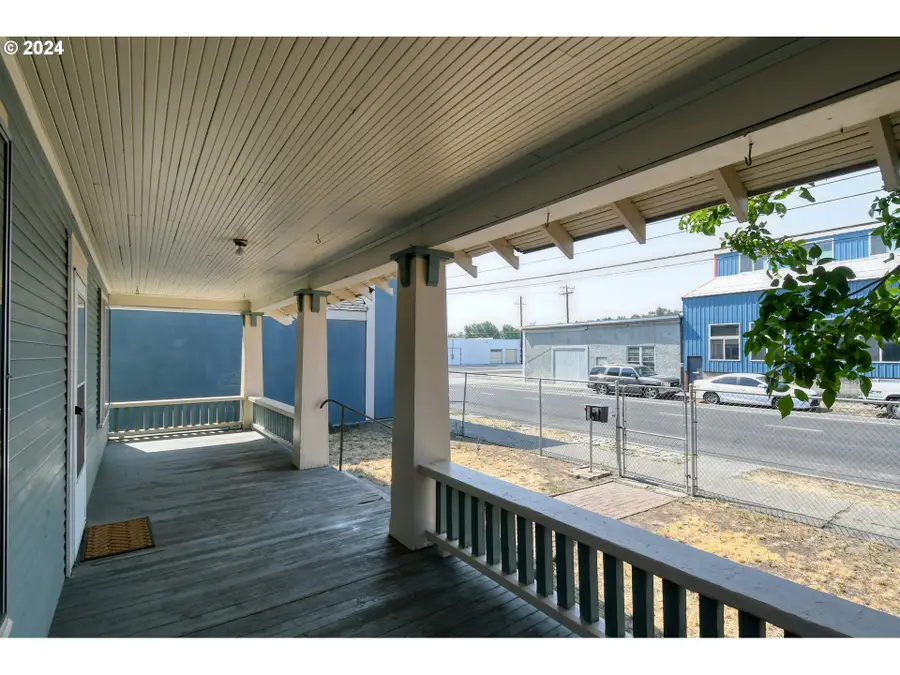 612 SE Dorion Ave, Pendleton, OR 97801 - Image #2