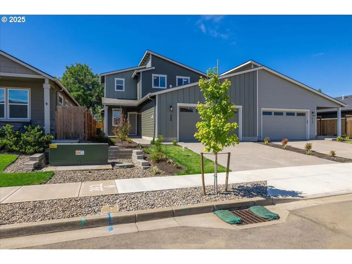 413 SE Shetterly Dr, Dallas, OR 97338 - Image #1