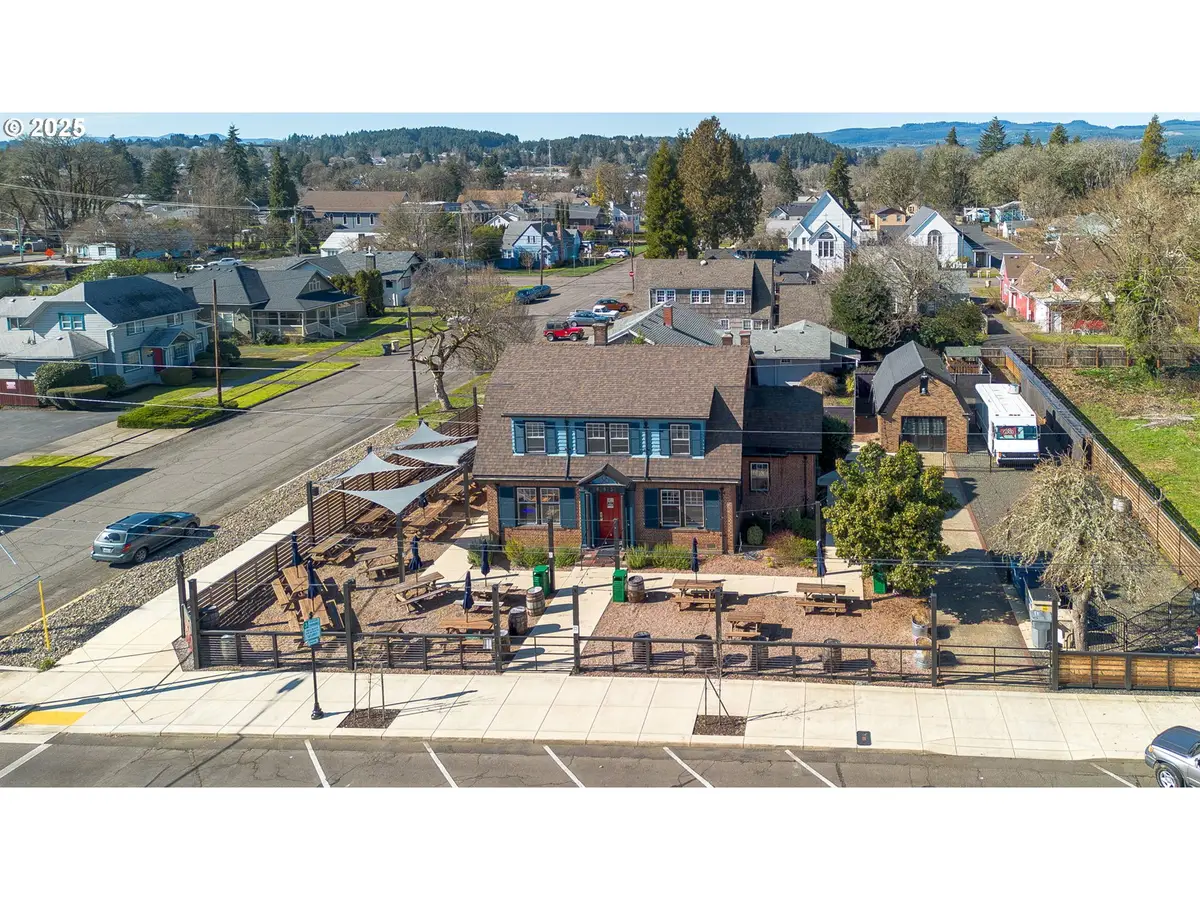 883 SW Church St, Dallas, OR 97338 - #1