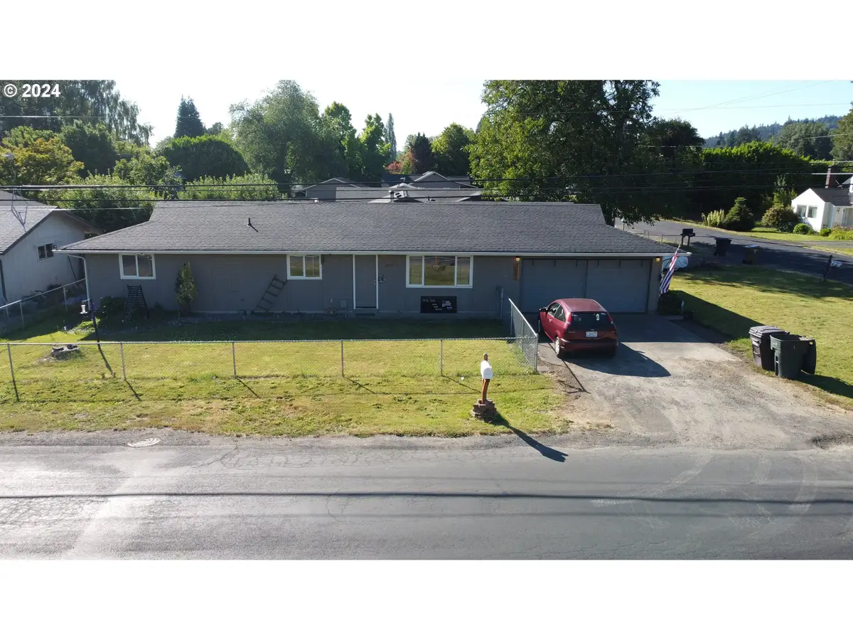 2661 32nd Ave, Longview, WA 98632 - Image #1