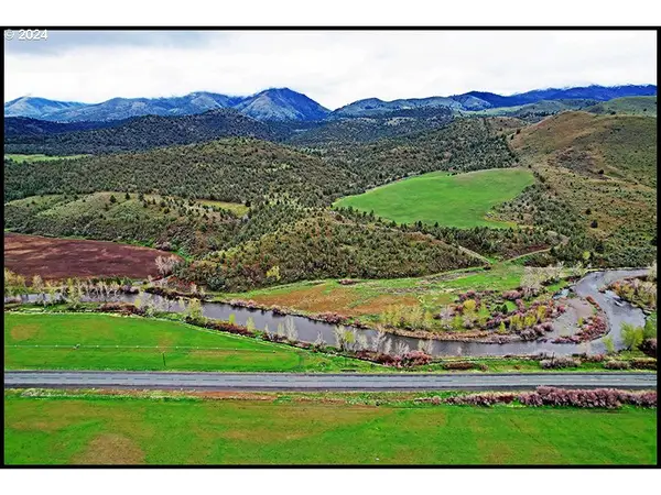 50889 Highway 26, MountVernon, OR 97865