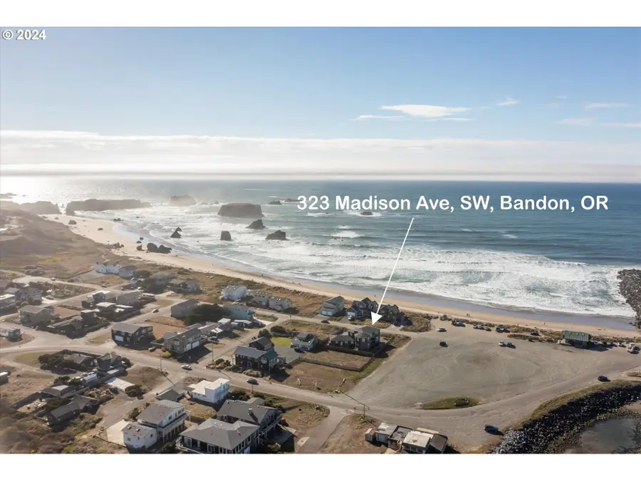 323 Madison Ave, Bandon, OR 97411 - Image #3