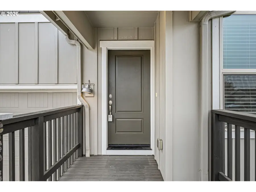 410 S 10th St, Monroe, OR 97456 - #2