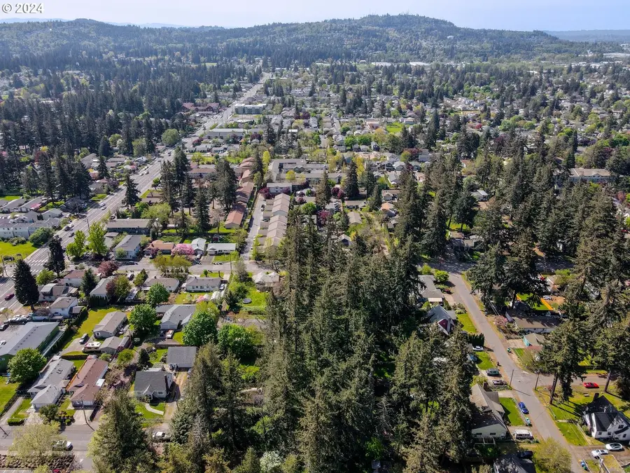 12030 SE Rhone St, Portland, OR 97266 - Image #2