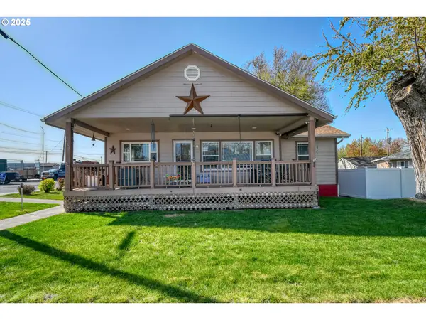 454 E Main St, Athena, OR 97813