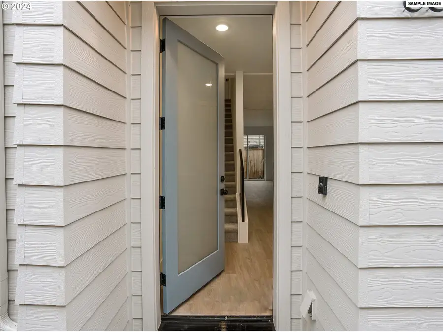 6631 N Fessenden St #6, Portland, OR 97203 - Image #2