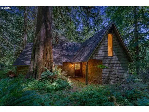 29544 E Road 12, Rhododendron, OR 97049