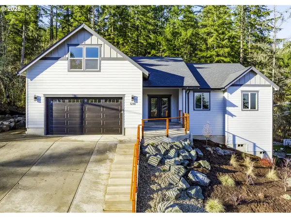 1230 Holly Ave, CottageGrove, OR 97424