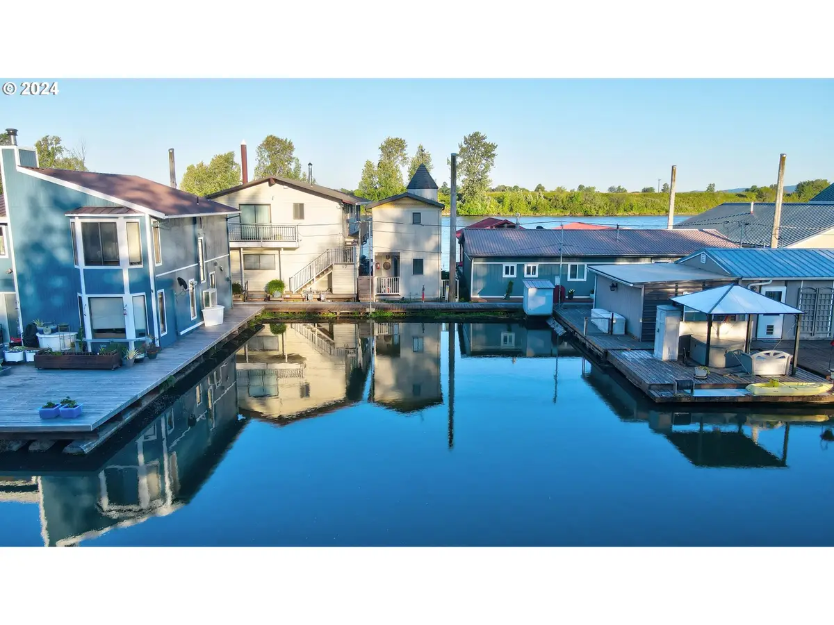 50776 Dike Rd #20, Scappoose, OR 97056 - Image #1