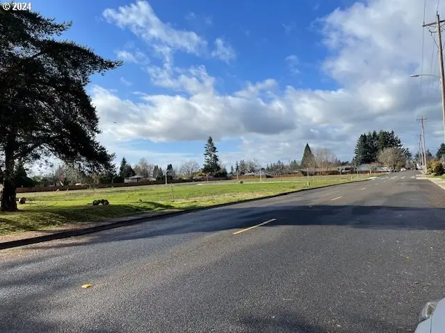 NW 10th Ave, Canby, OR 97013 - Image #3