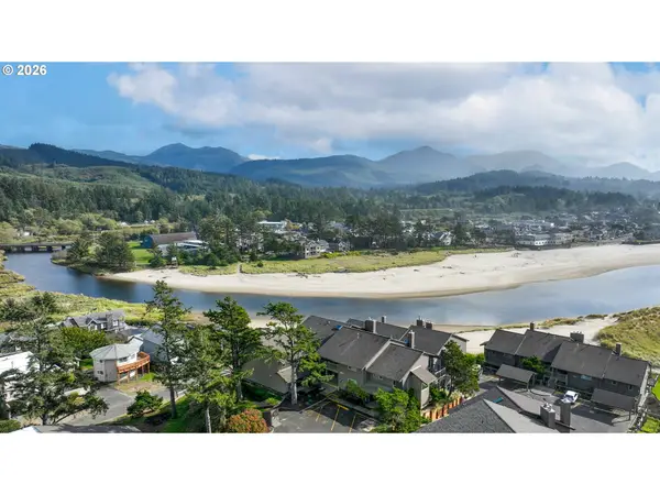 353 N Breaker Point Dr, CannonBeach, OR 97110
