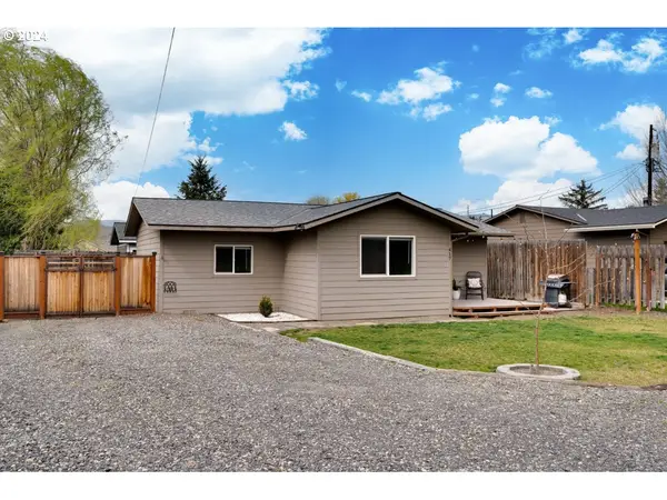 417 Gertrude Dr, Dallesport, WA 98617