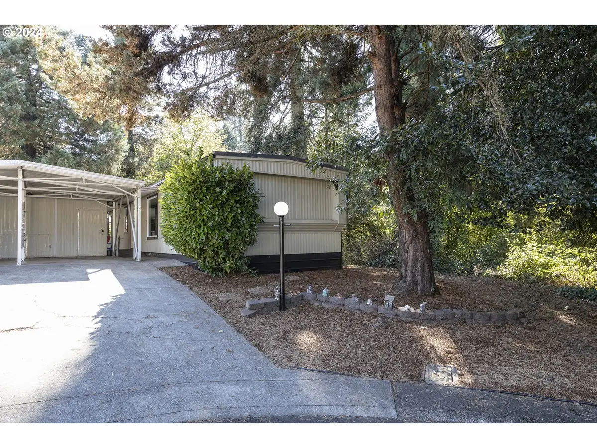 2010 Nomad Ct, Salem, OR 97306 - Image #1