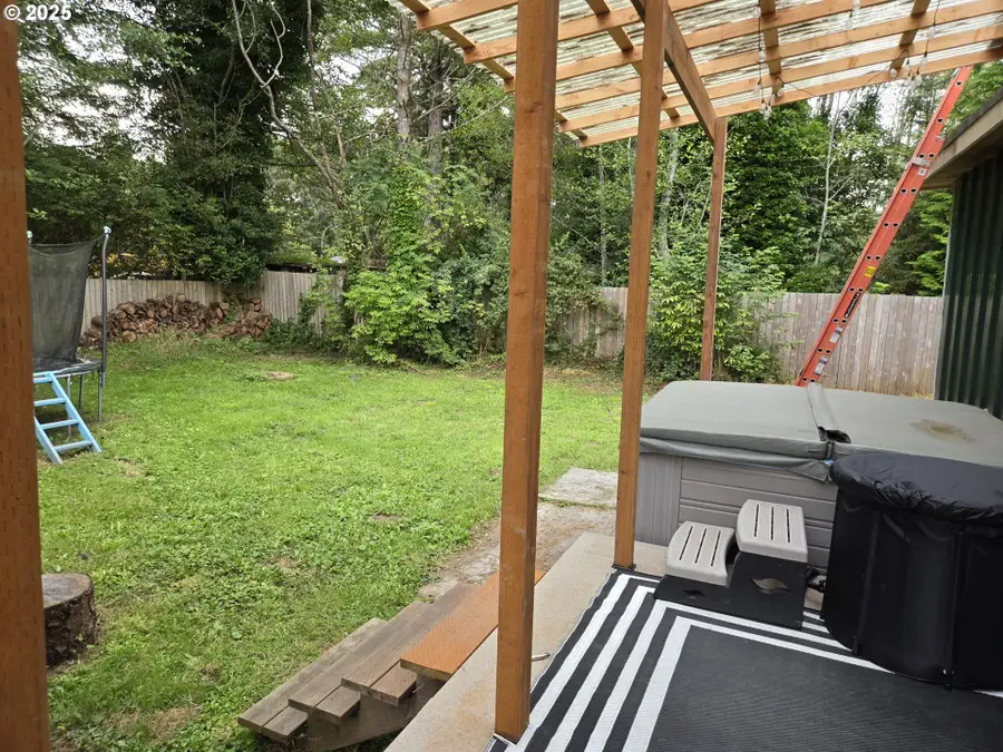 63556 N Jade Rd, Barview, OR 97420 - Image #3