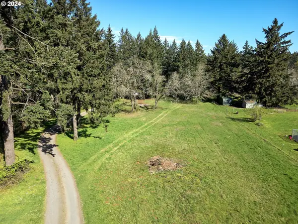 15540 Quall Rd, Silverton, OR 97381