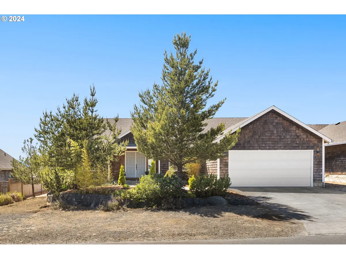 9980 Pine Ridge Dr, Nehalem, OR 97131 - Image #1