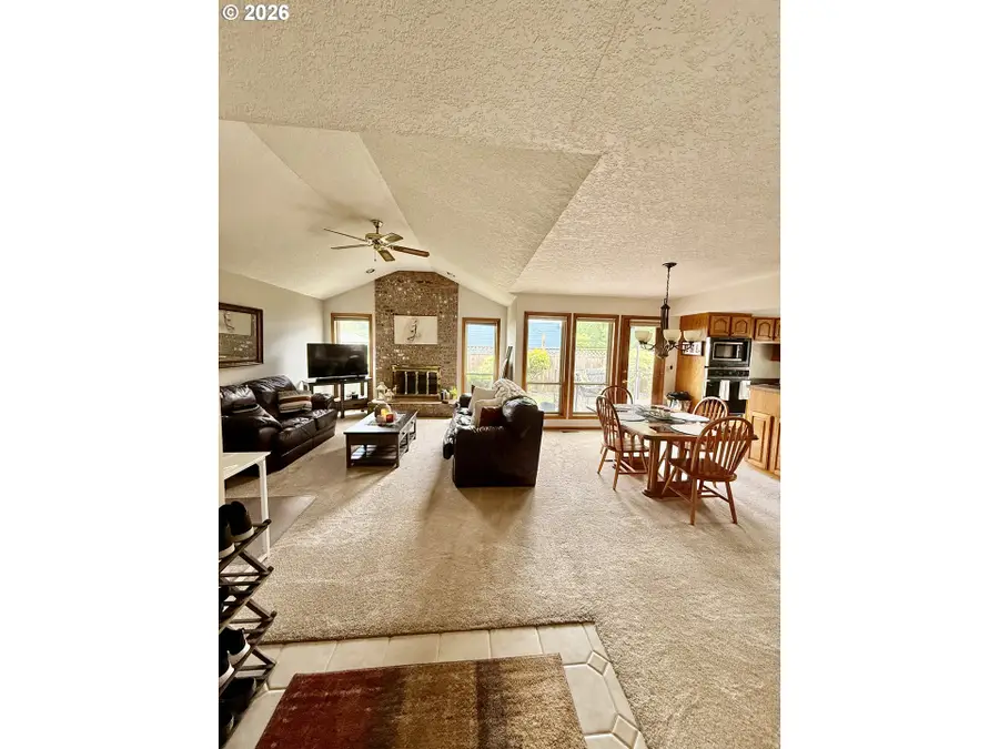 12410 SE 43rd Ave, Milwaukie, OR 97222 - #2