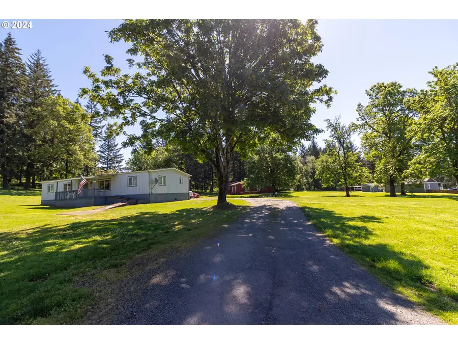 23609 NE Weakley Rd, Camas, WA 98607 - Image #3