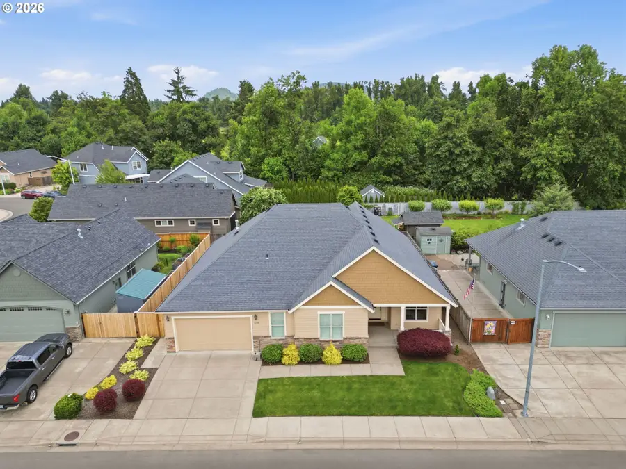 1249 S 41st Pl, Springfield, OR 97478 - #2