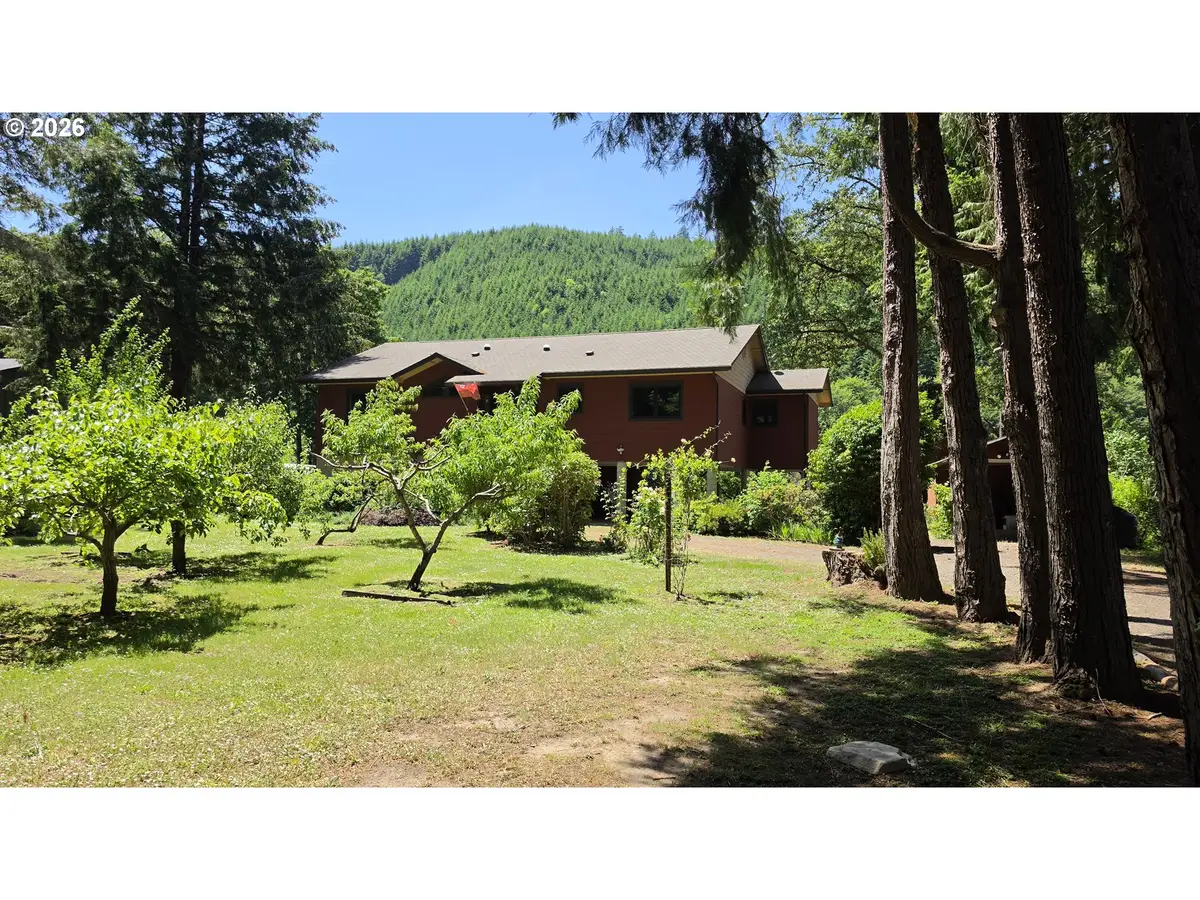 203 Burchard Dr, Scottsburg, OR 97473 - #1